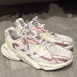 adidas Women's White & Light Pink Athletic Sneakers